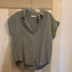 NWOT Neuflora button down